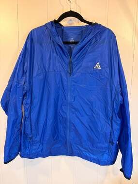 Nike ACG Cinder Cone Windproof Jacket Blue Men’s Large
